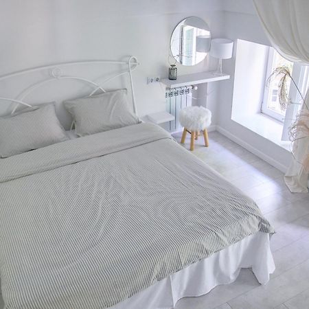 White Door Apartments Heart Of Odessa 4 エクステリア 写真